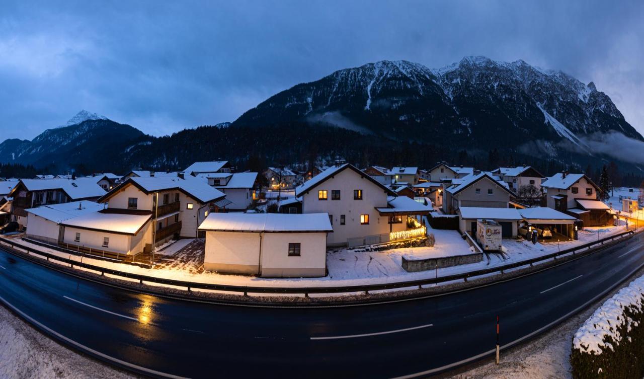 Ferienwohnung Schoenblick Weissenbach am Lech Exteriör bild